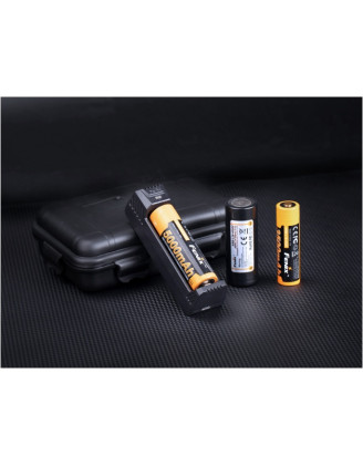 Ładowarka USB Fenix ARE-X1 V2.0 - kompaktowa i bezpieczna