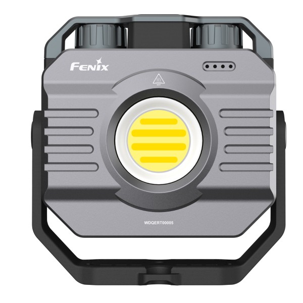 Latarka diodowa Fenix CL28R Latarka diodowa Fenix CL28R