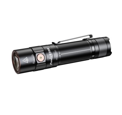 Latarka diodowa Fenix E35R - codzienny must-have (EDC)