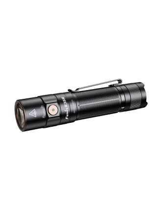 Latarka diodowa Fenix E35R - codzienny must-have (EDC)