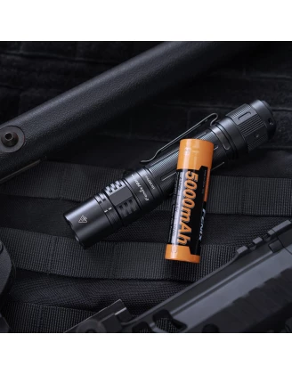 Fenix PD36R Pro 5000mAh - Latarka Taktyczna LED